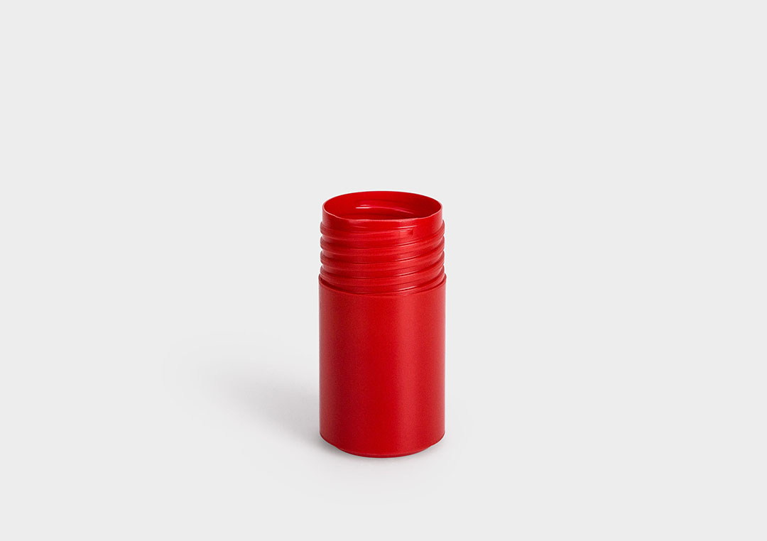 ScrewPack: a round protective packaging tube with fixed length and screw closure.