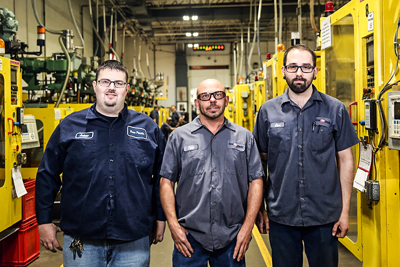 Three participants of the trainee program TThe rose plastic USA Apprenticeship Team.